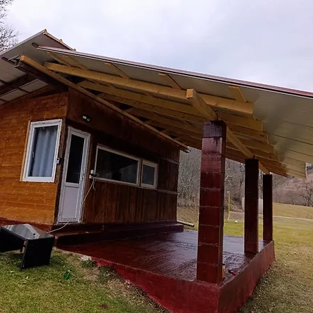 캠프장 Glamping Vlad 아이우드